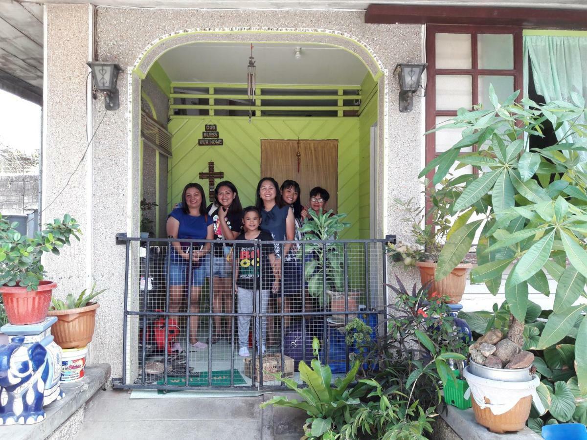Green Bamboo Transient House Iloilo City Exteriör bild